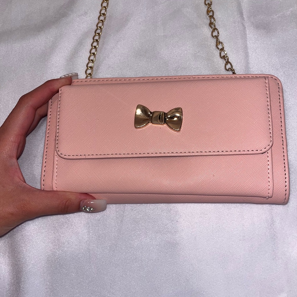 Pink clutch with lots of card space